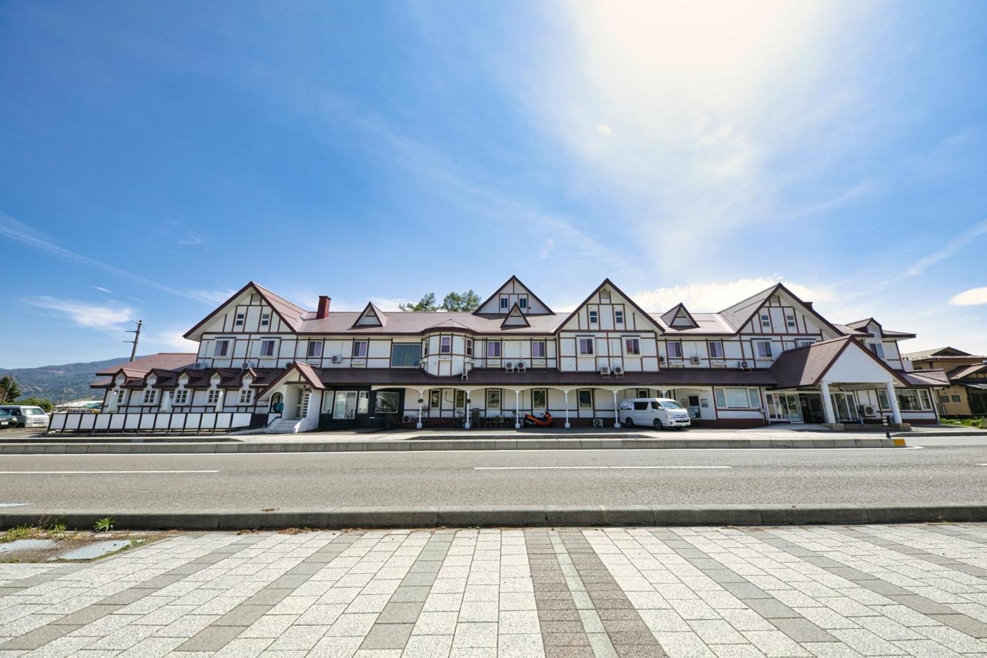Hotel Camelot Fujikawaguchiko Dış mekan fotoğraf